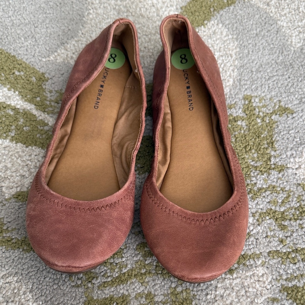 Lucky Brand light cognac Flats